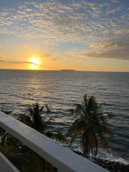 Beautiful Ocean Blue Love Oceanfront Apartment Fajardo Eksteriør billede